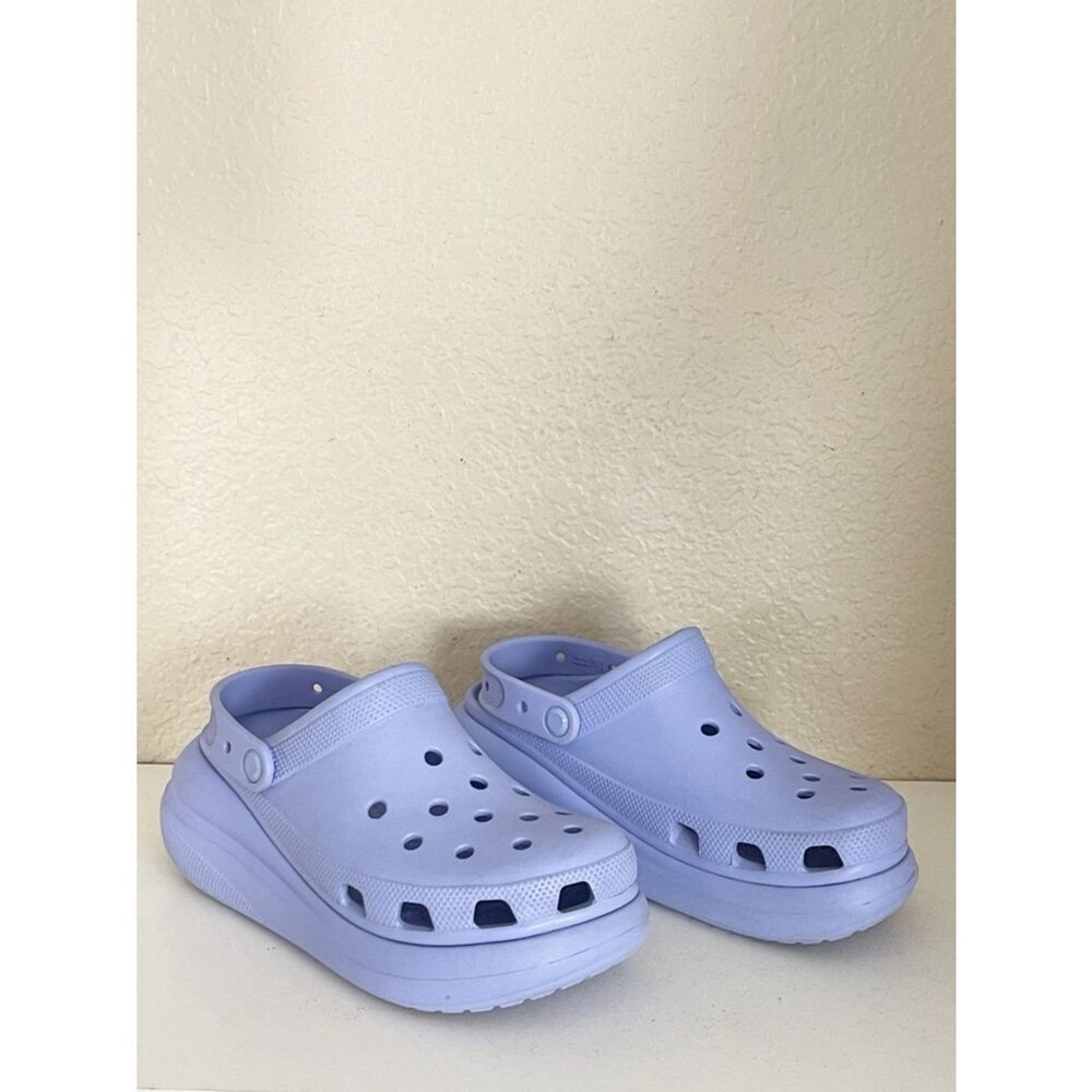 Crocs Classic Crush Clog Moon Jelly in Platform Clog in lavender - Picture 4 of 10